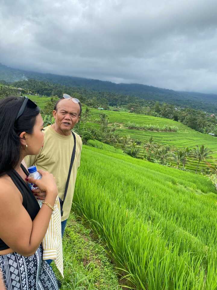 galeri udiyana bali tour (5) galeri udiyana bali tour (5)